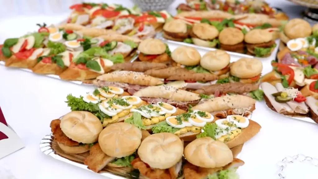 catering yemek masası, catering ne demek